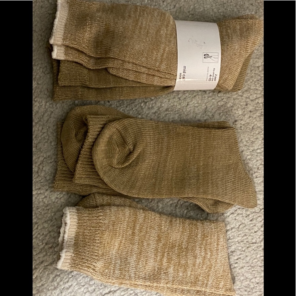 4 PAIRS OF MID CALF SOFT SOCKS FOR SHOE SIZE 4-10